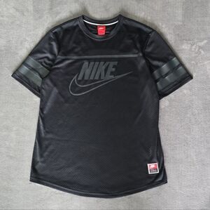 Nike Women's Black Mesh Jersey Size Small